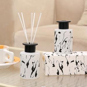 Fragrance diffuser with sticks